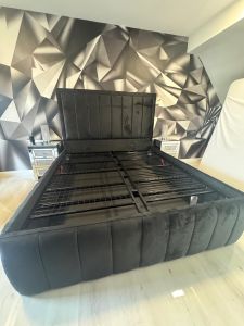 Milan plush Black 6ft - Super King-Ottoman